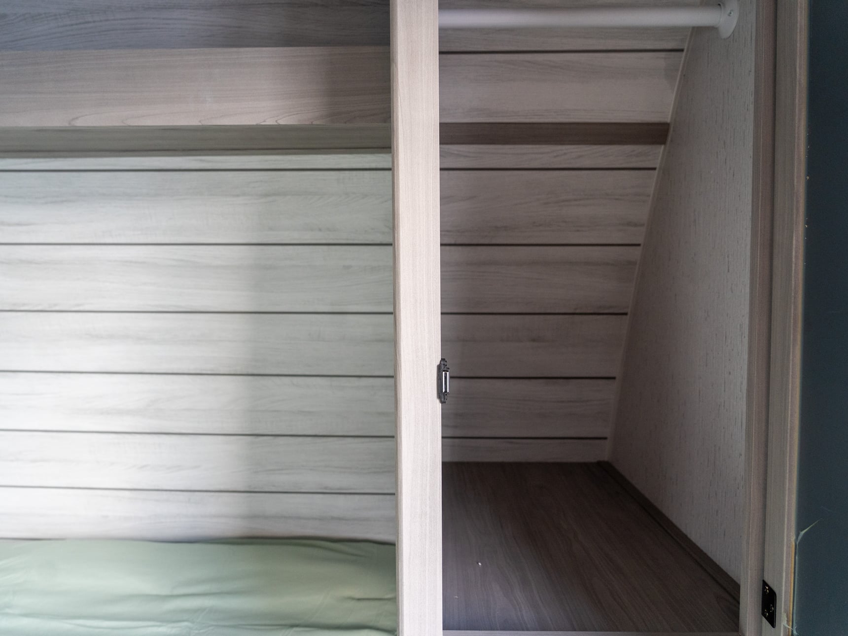 Wardrobe Closet