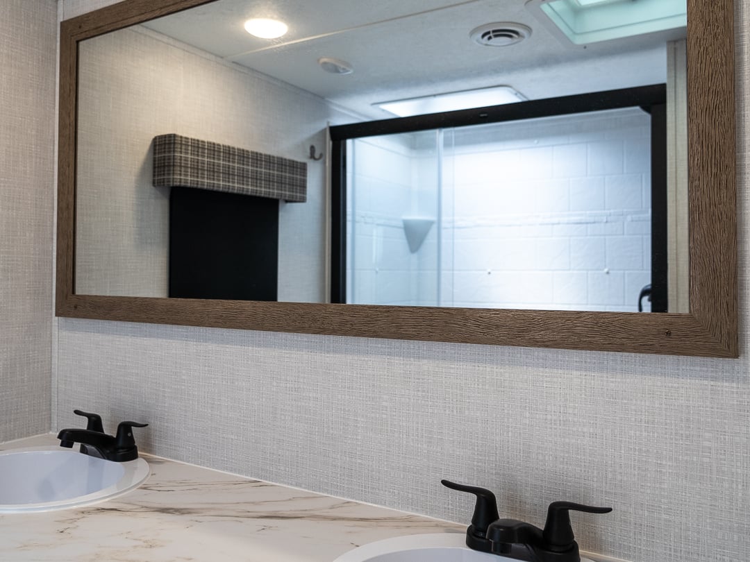 Dual Vanity Sinks