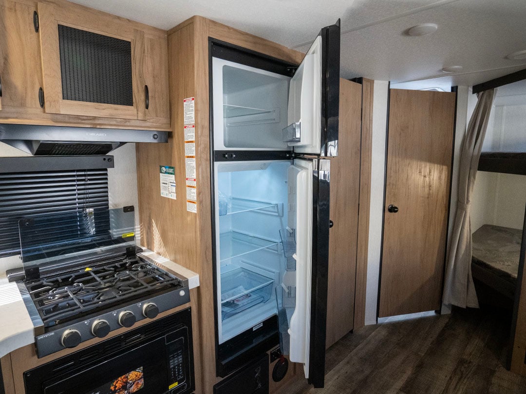 11 Cubic Foot Fridge