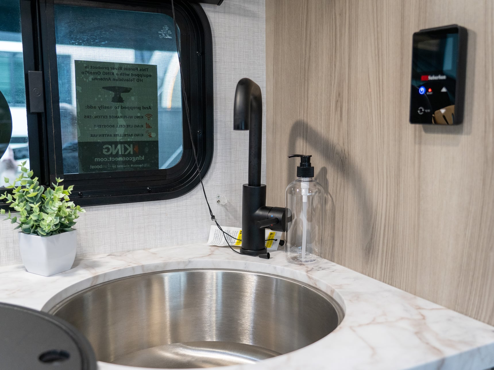 High-rise Kitchen Faucet