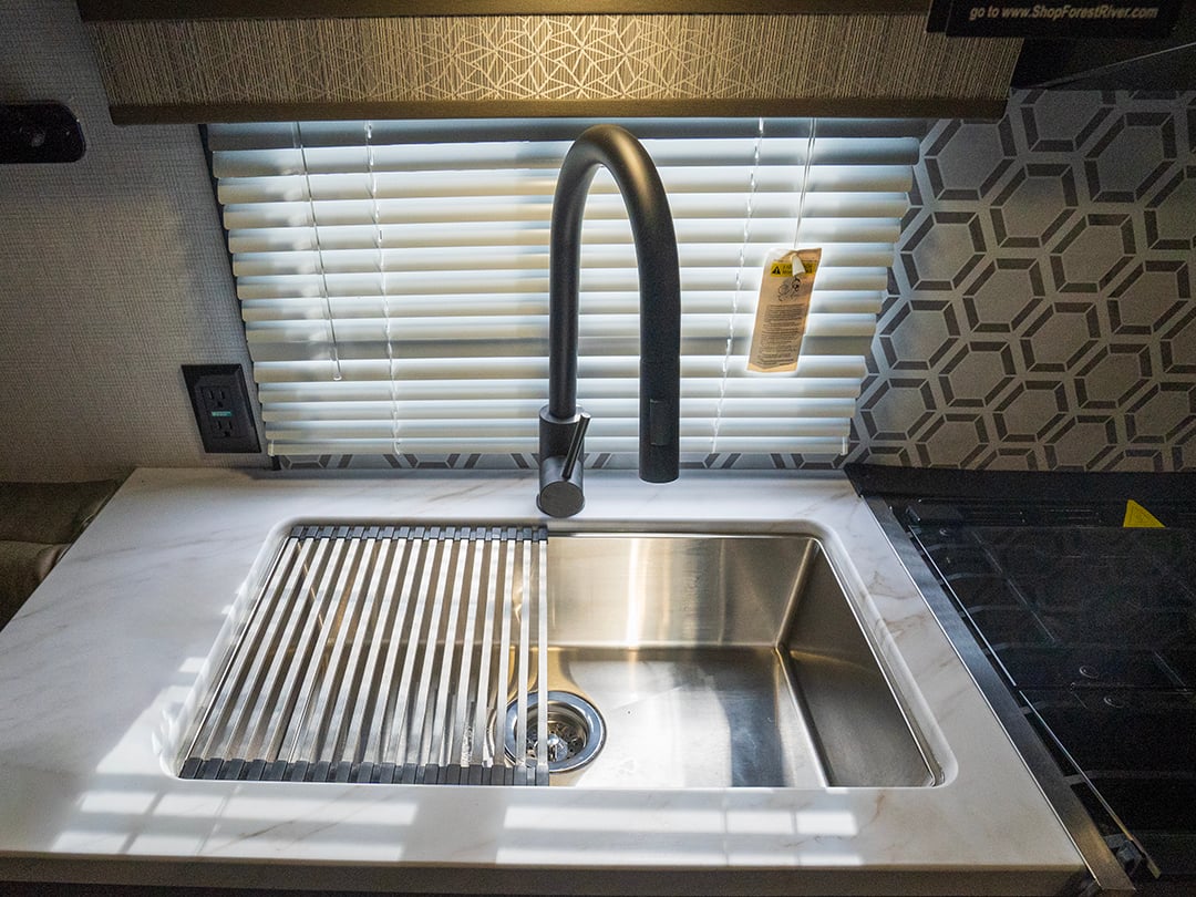 High-rise Kitchen Faucet