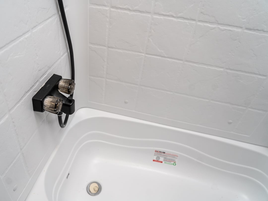 Bathtub