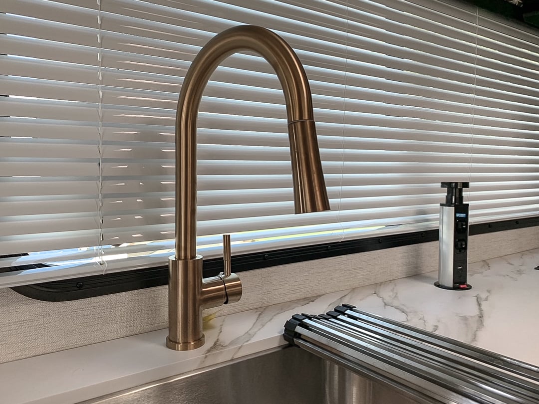 High-rise Kitchen Faucet