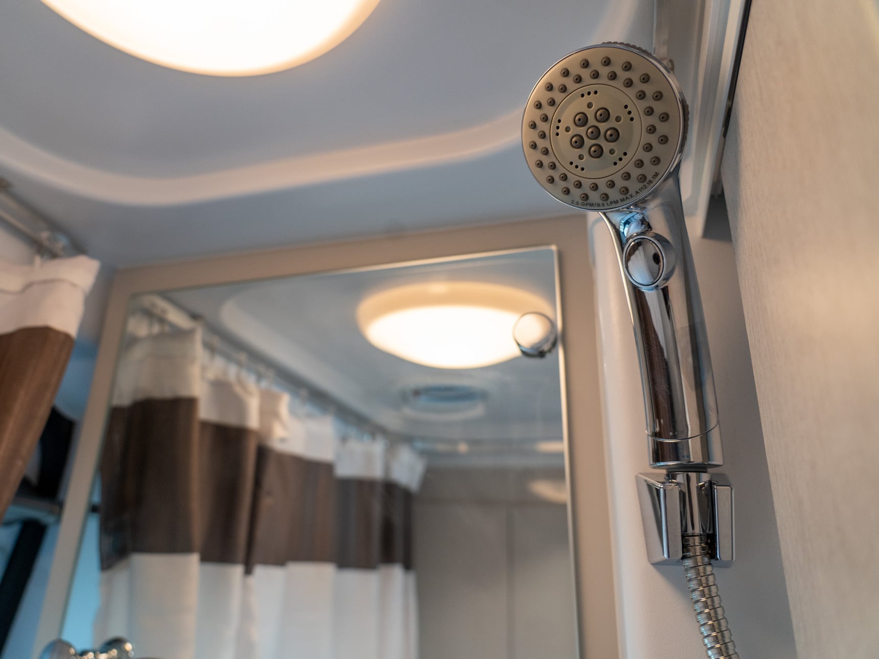 Removable Showerhead