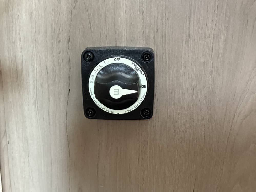 2466587-0