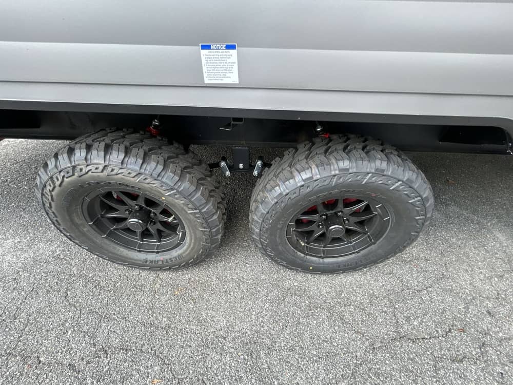 2561357-0
