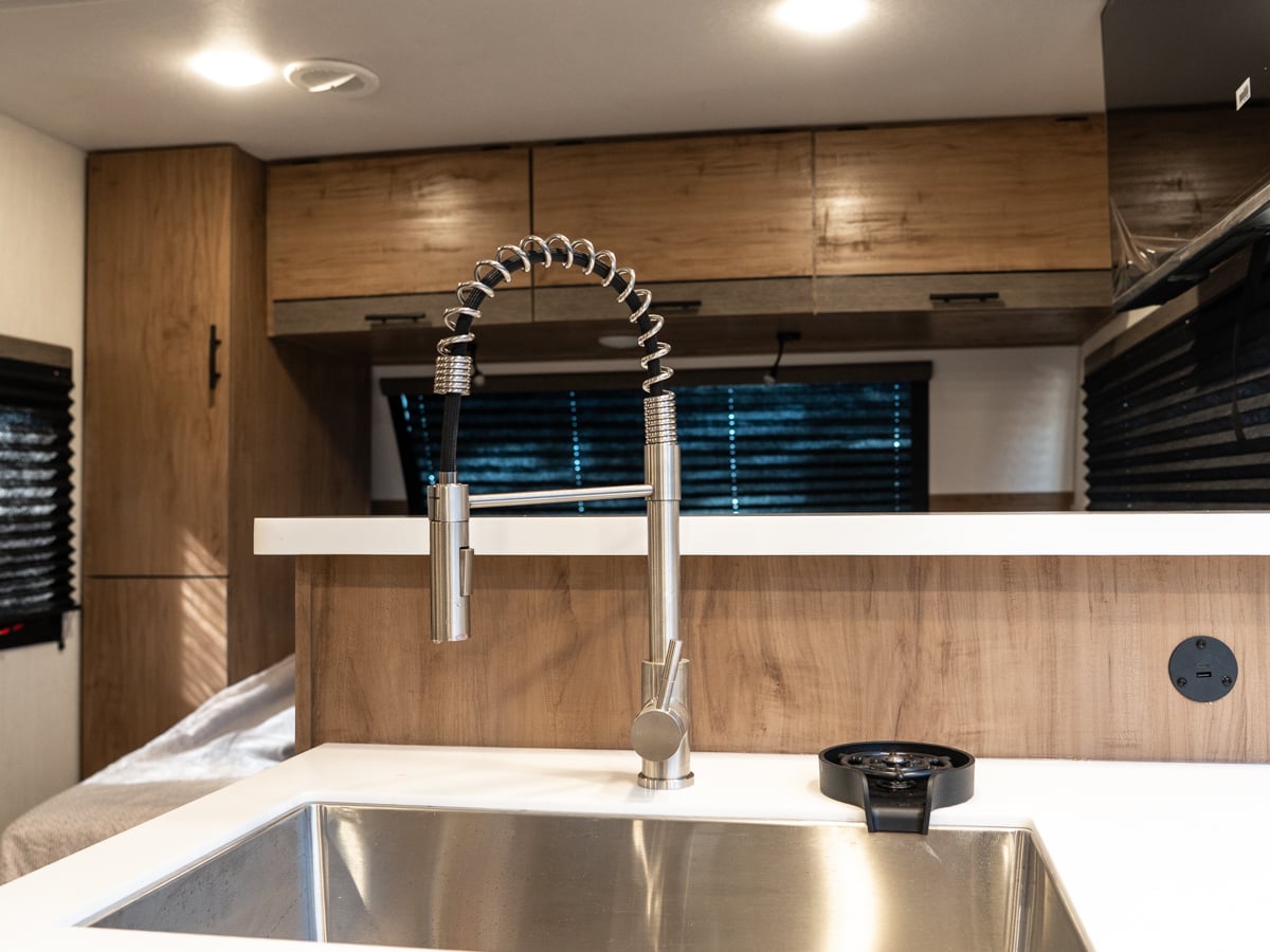 High-rise Kitchen Faucet