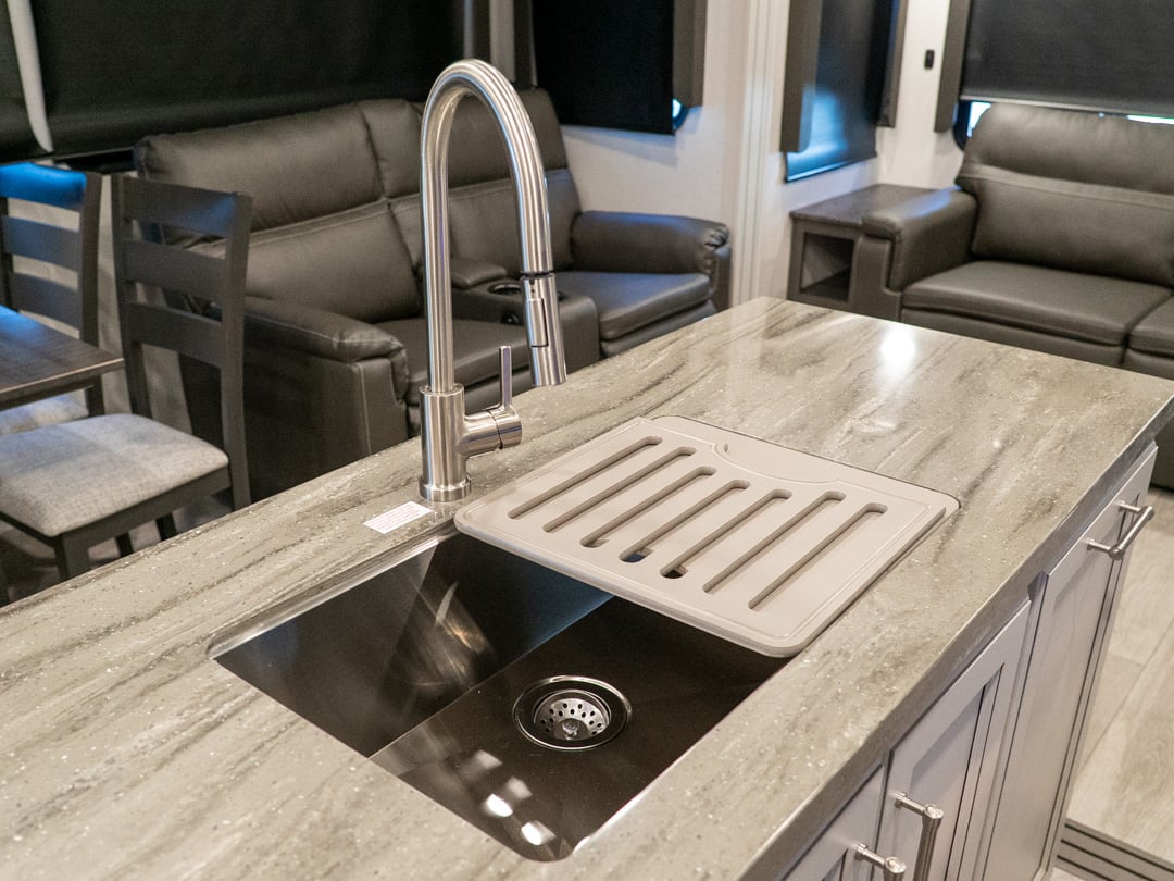 Hi-Rise Chef’s Faucet