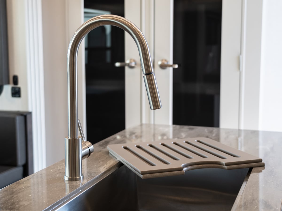 Hi-Rise Chef’s Faucet