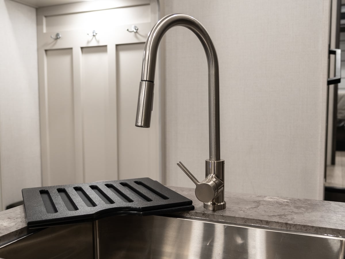 High-rise Kitchen Faucet
