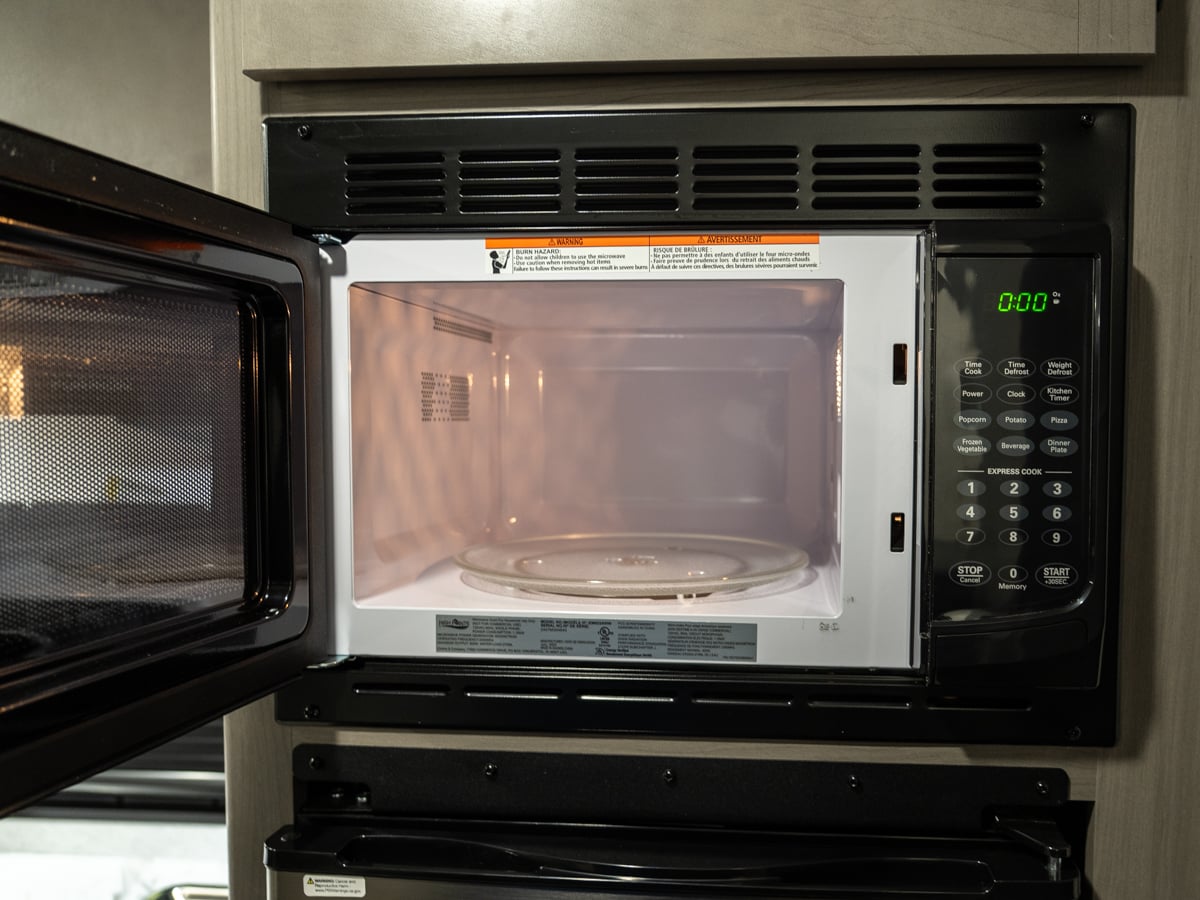 Microwave Oven