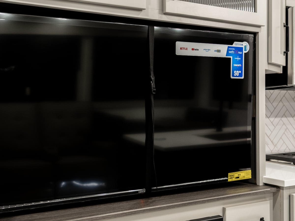 Massive TV