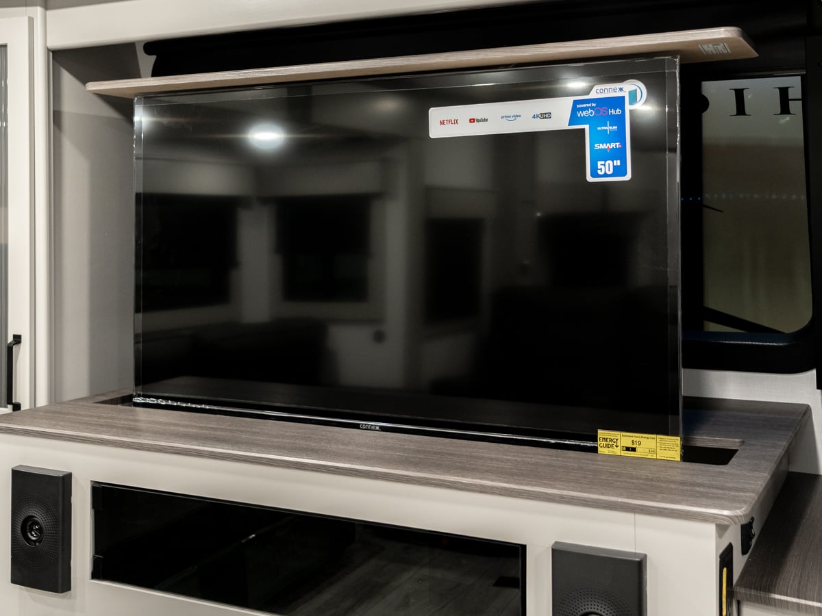 Massive TV