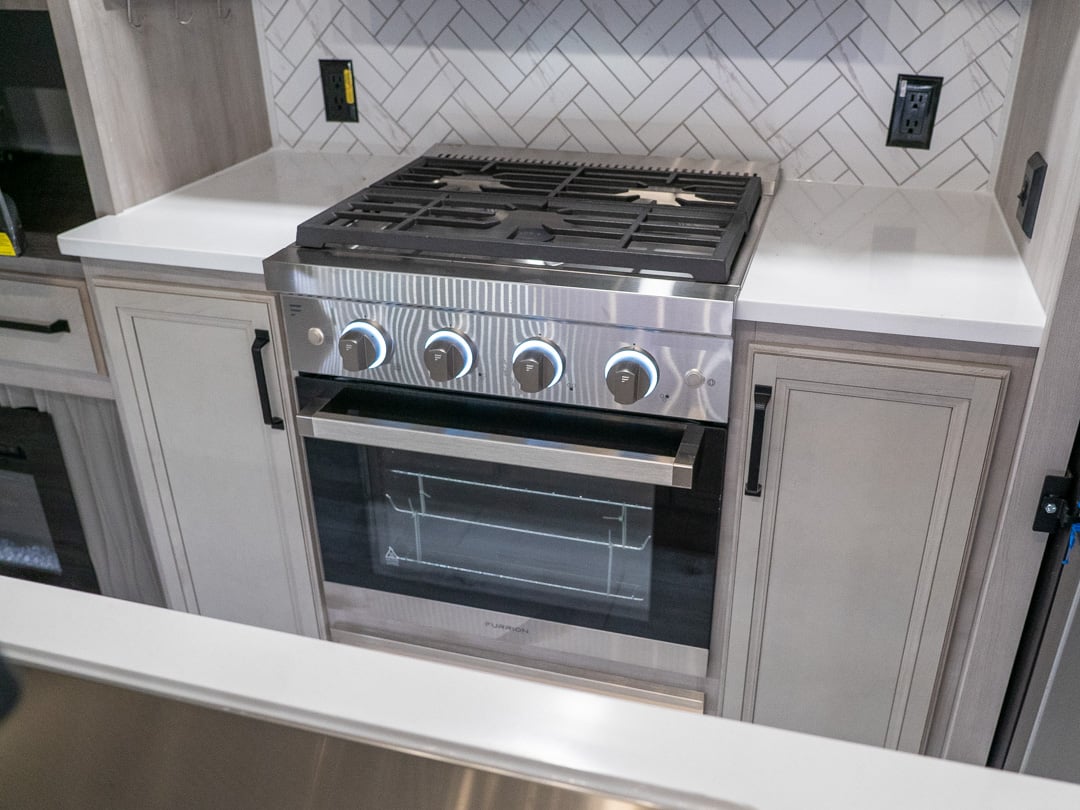 3-burner Range