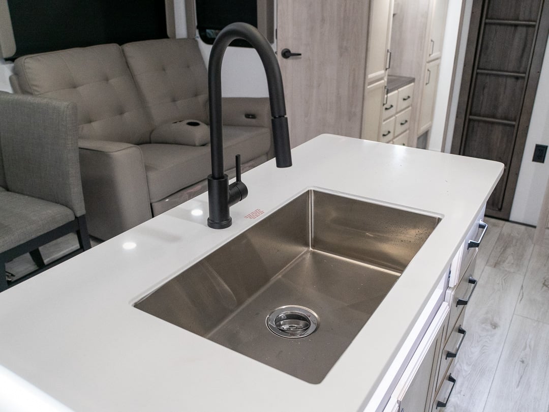 Hi-Rise Chef’s Faucet
