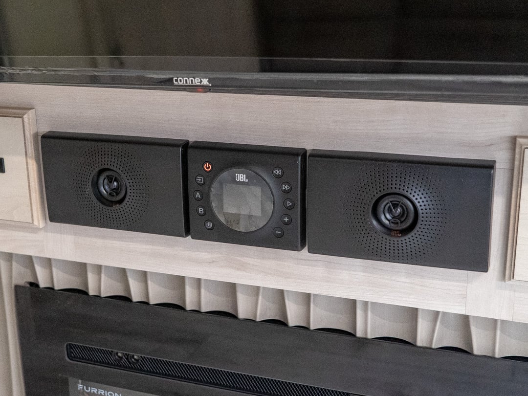 JBL Stereo