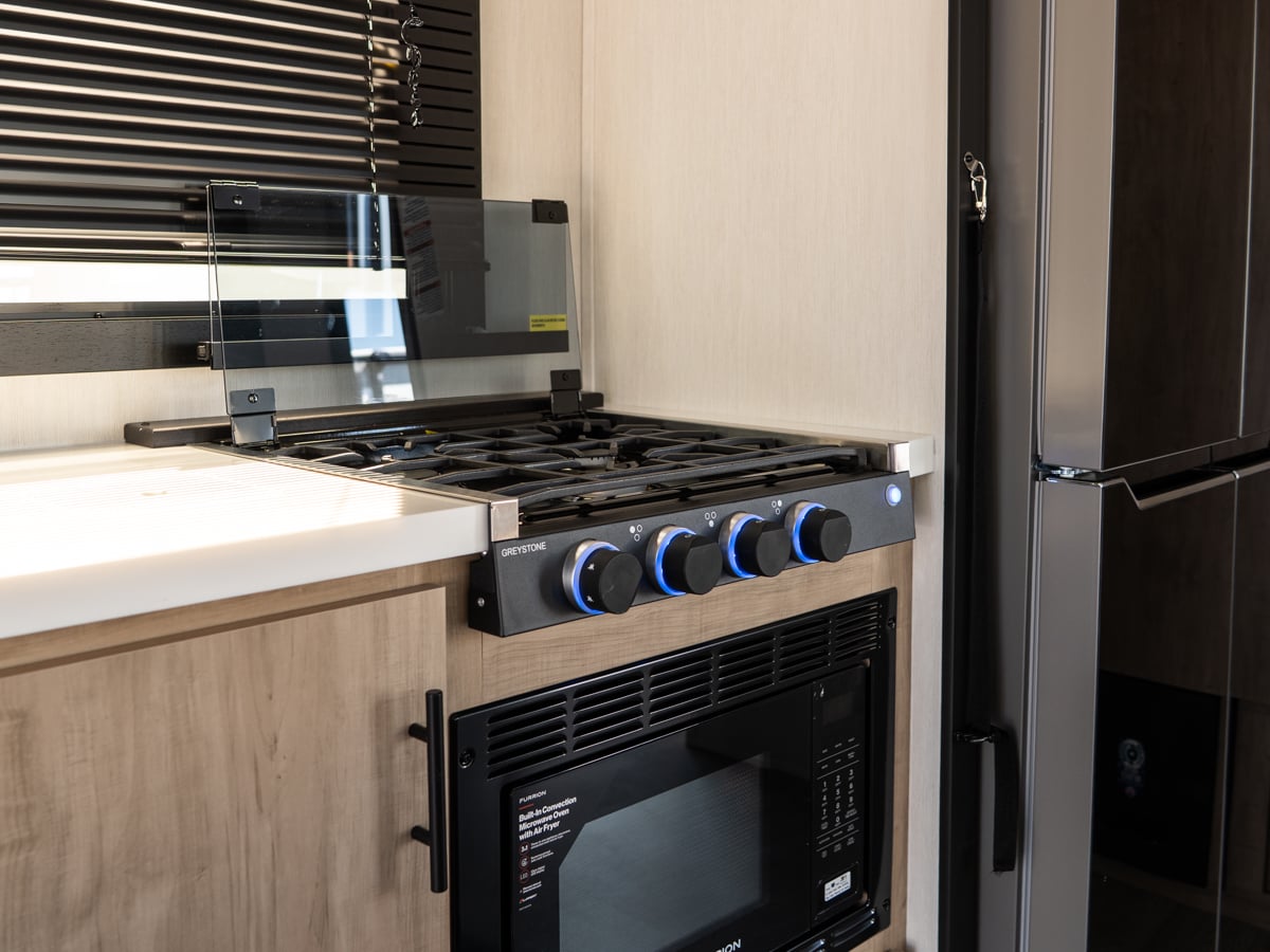 3-burner Cooktop