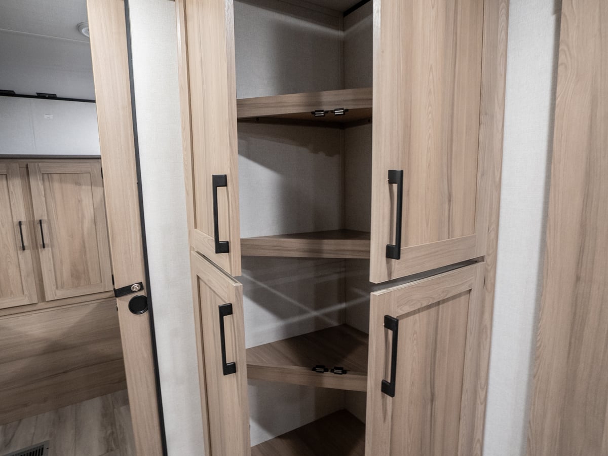 Corner Pantry