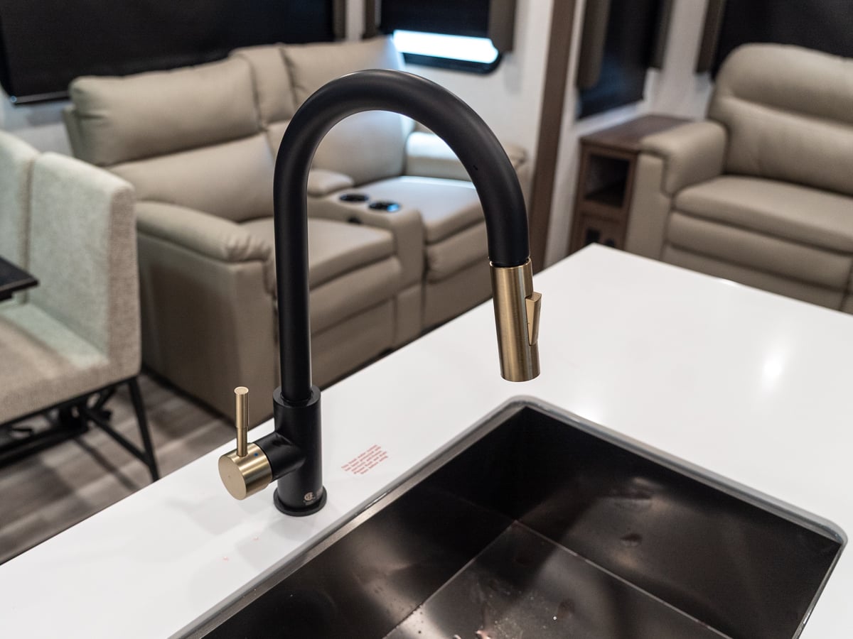 Hi-Rise Chef’s Faucet
